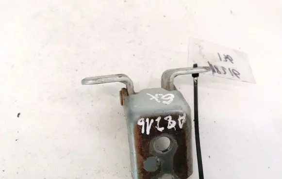 Mazda 6 Rear door lower hinge