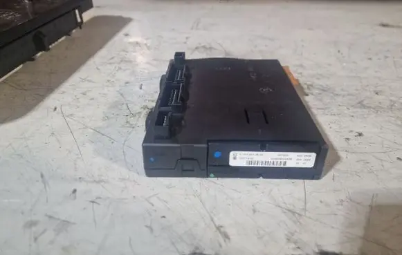 Mercedes-Benz ML W163 Fuse module A1635452832