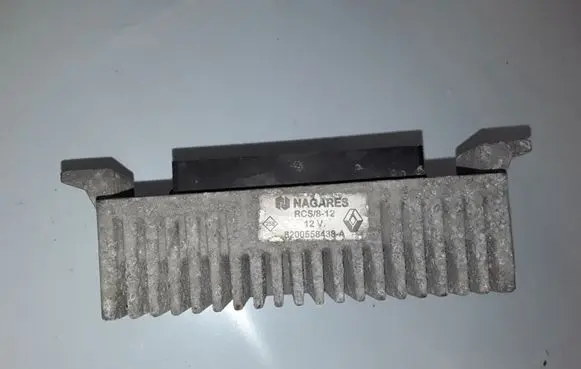 Renault Trafic II (X83) Glow plug pre-heat relay 8200558438