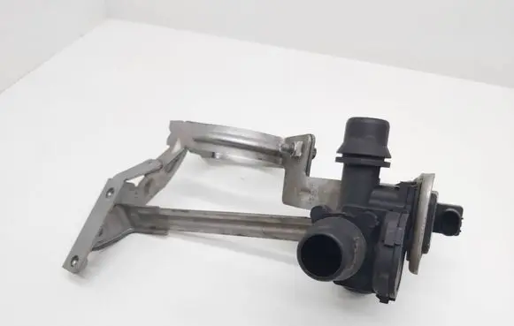 Mercedes-Benz C W205 Electric auxiliary coolant/water pump A0005002340