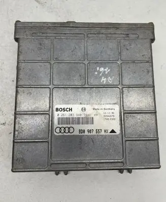 Audi A4 S4 B5 8D Engine control unit/module 8D0907557HX 0261203940