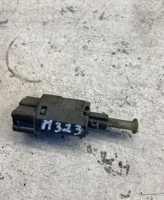 Mazda 323 Brake pedal sensor switch 6649y