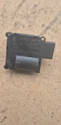 Audi A6 S6 C6 4F Air flap motor/actuator 6981087810