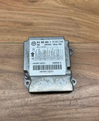 Skoda Octavia Mk2 (1Z) Airbag control unit/module 1K0909605T