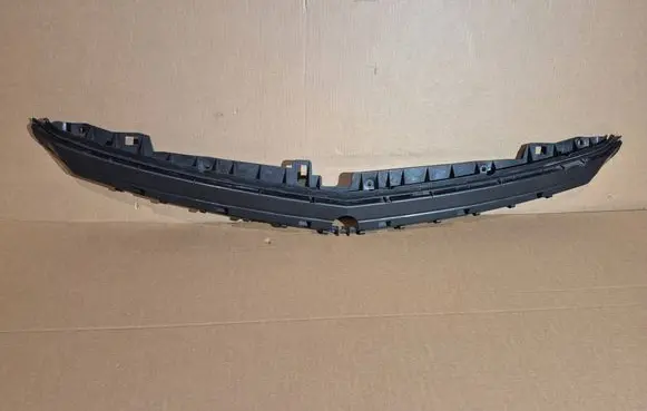 Mercedes-Benz B W246 W242 Front bumper mounting bracket A2468850365 270010003 11279981