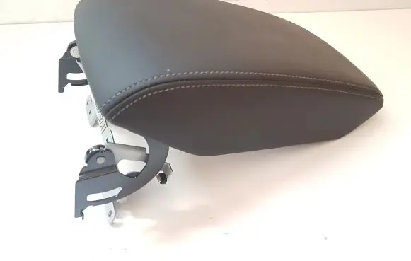 Other center console (tunnel) element