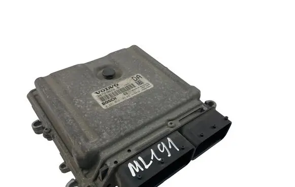 Volvo XC90 Engine control unit/module 30729826A 0281012103