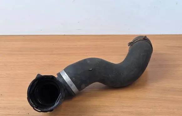 Audi A7 S7 4G Engine coolant pipe/hose 4G0122101