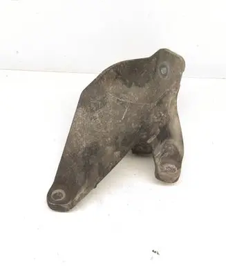 Audi A6 S6 C6 4F Engine mounting bracket 4F0199307A