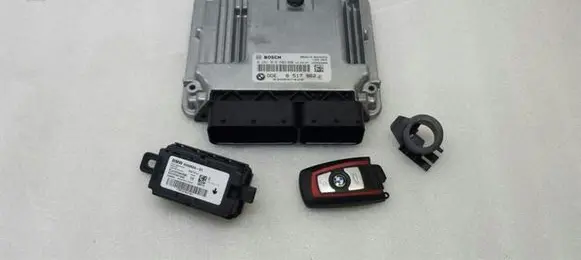 BMW 3 F30 F35 F31 Engine ECU kit and lock set 8517862