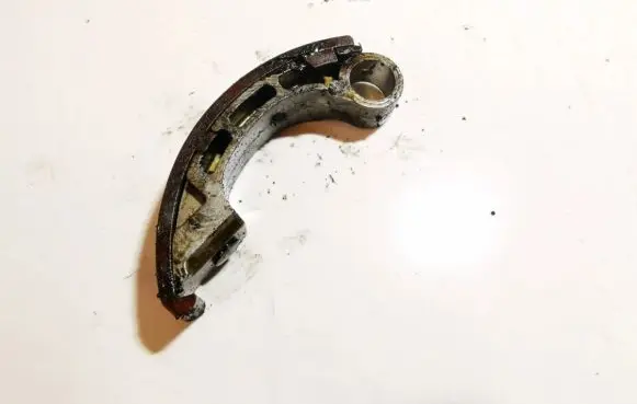 Nissan Almera Tino Slide rail for timing chain 