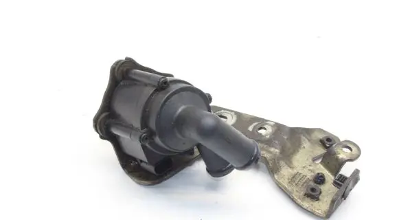 Volvo XC60 Electric auxiliary coolant/water pump 31686005