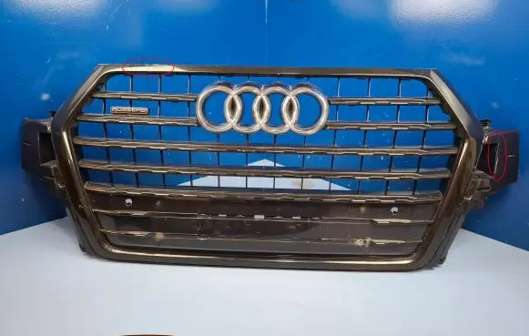 Audi Q7 4M Front bumper upper radiator grill 4M0853651F 4M0853651G