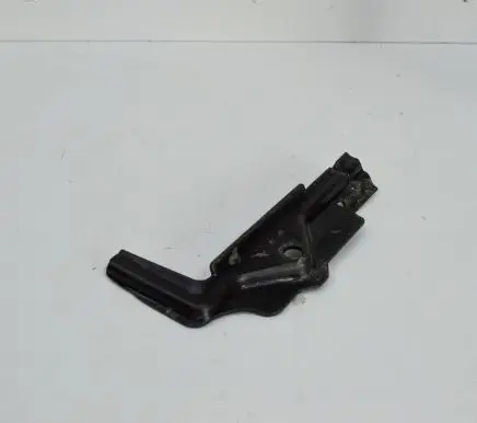 Volkswagen PASSAT B8 Battery bracket 5Q0903219C