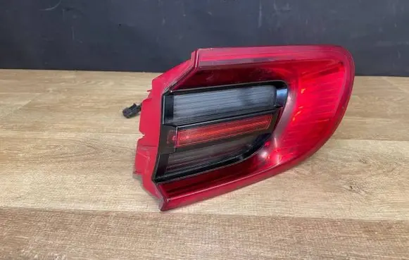 Porsche Macan (95B) Tailgate rear/tail lights 95B945094F