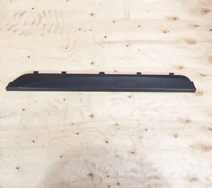 Front sill trim cover