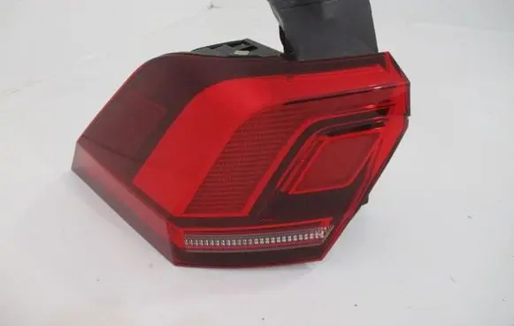 Volkswagen Tiguan Rear/tail lights 5NA945095B