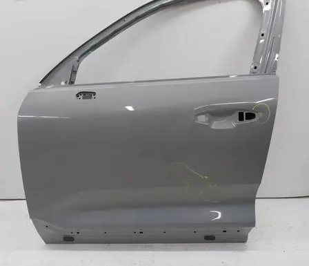 Volvo XC40 Front door