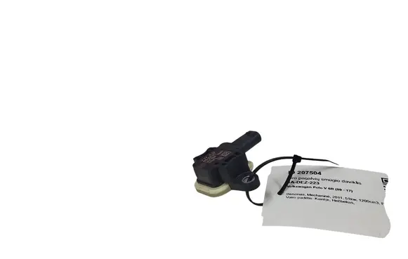 Volkswagen Polo V 6R Airbag deployment crash/impact sensor 4H0955557
