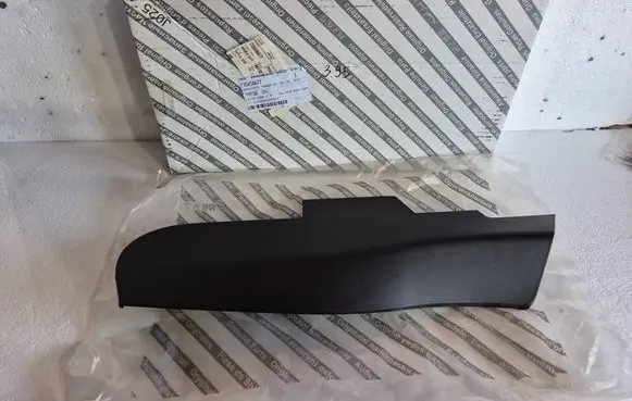 Fiat Doblo Centre console side trim front 28046230 735658677
