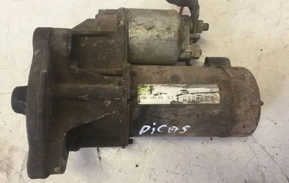 Citroen Xsara Picasso Starter motor 17B01053