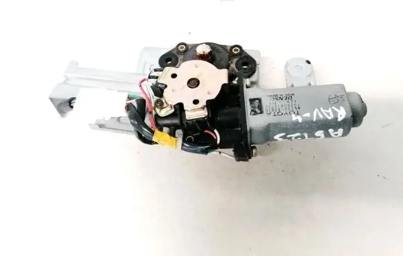Toyota RAV 4 (XA20) Sunroof motor/actuator 8573033010 85730-33010