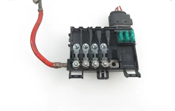 Volkswagen Bora Battery relay fuse 