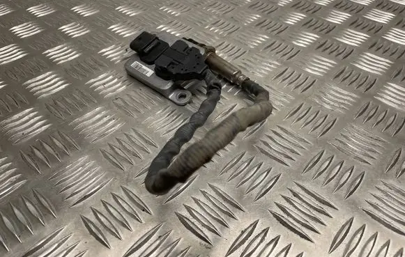 BMW 3 E92 E93 Lambda probe sensor 7587130