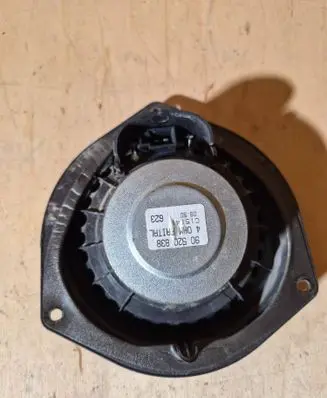 Opel Zafira A Rear door speaker 90520838