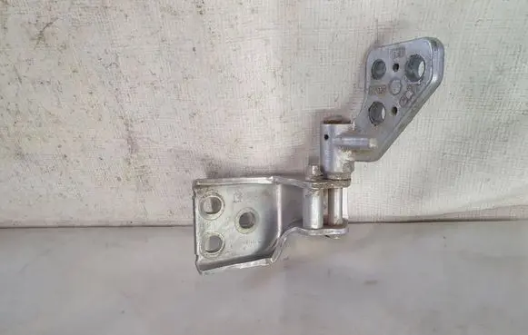 Citroen Berlingo Loading door upper hinge 080D12512