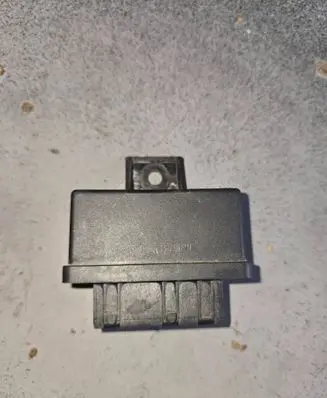 Peugeot 207 Fuel injection pump control unit/module 240107