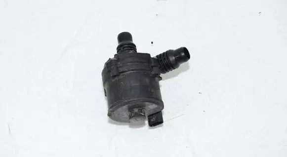 BMW 5 G30 G31 G38 Electric auxiliary coolant/water pump 6834923 64116834923 9372723