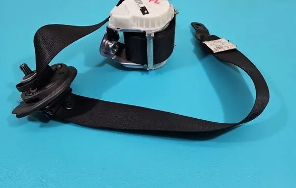 BMW X3 E83 Front seatbelt 34003071B IMPRK1487218