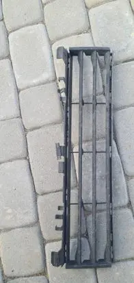 BMW 5 G30 G31 Dash center air vent grill 7385257
