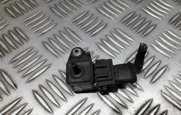 Mercedes-Benz C W202 Air pressure sensor 0015420717