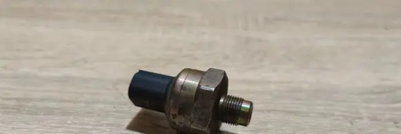 Volvo XC90 Air conditioning (A/C) pressure sensor 55CP0102
