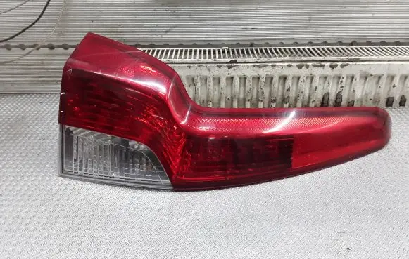 Volvo V50 Rear/tail lights 30744541