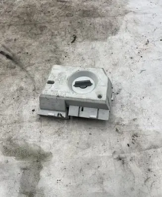 Audi 80 90 S2 B4 Tail light bulb cover holder BL3158B
