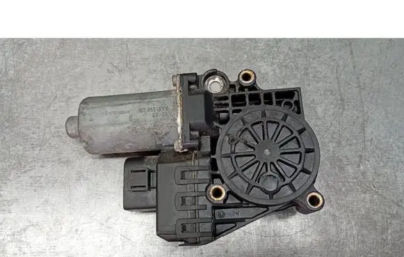 Audi A6 Allroad C5 Front door window regulator motor 102855XXX