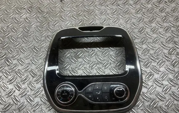 Renault Captur Head unit multimedia control 