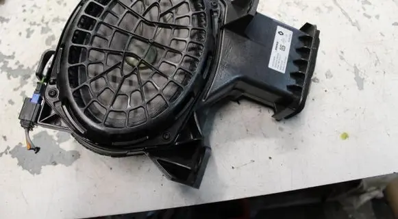 Renault Arkana Parcel shelf speaker 281702397R