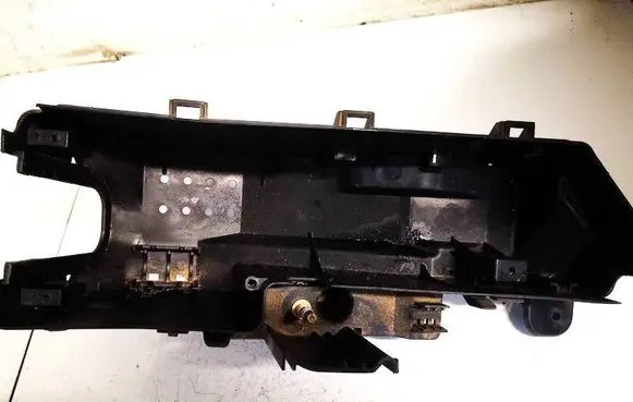 Volvo V70 Fuse box set 9494210