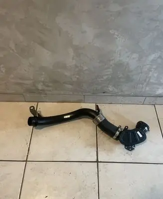Jaguar XF X260 Intercooler hose/pipe GJ326C782AA GJ326C780AA