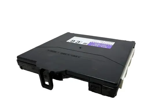 Toyota RAV 4 (XA40) Fuse module 8922142182 2380005560