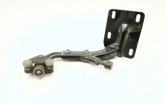 Mercedes-Benz Vaneo W414 Sliding door lower roller guide/hinge 4147600247