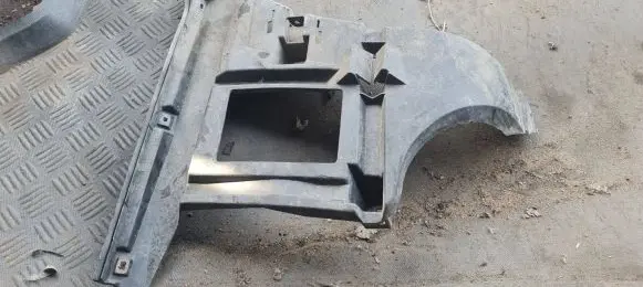 Volvo XC70 Rear bumper mounting bracket 8648150