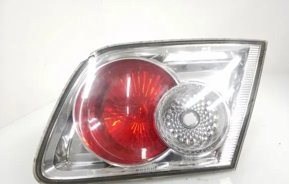 Mazda 6 Tailgate rear/tail lights