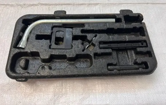 Audi A6 S6 C7 4G Tool set 4G9012109