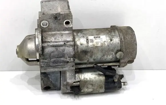 BMW 3 F30 F35 F31 Starter motor 8570846