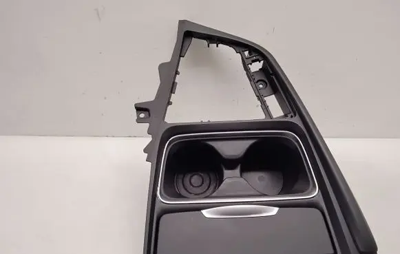 BMW 3 F30 F35 F31 Cup holder 9218925 105027852 922083202